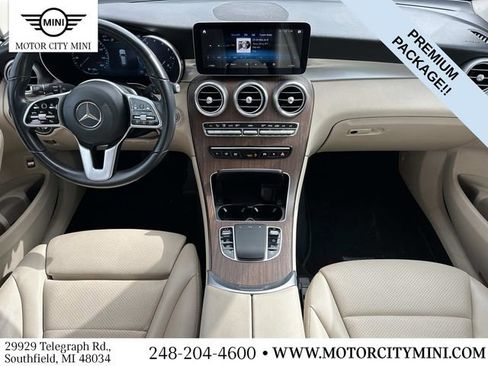 Used 2022 Mercedes-Benz GLC 300 GLC 300 w/ Premium Package Lite image 16