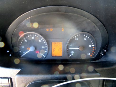 Used 2010 Freightliner Sprinter 2500 image 31