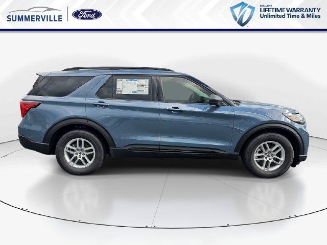 New 2026 Ford Explorer Active w/ Active Comfort Package RWD image 2
