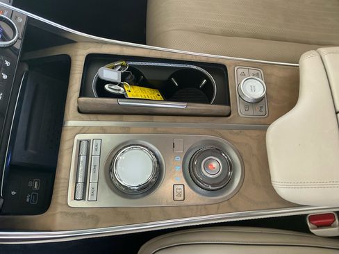 Used 2023 Genesis GV80 3.5T Advanced + image 15