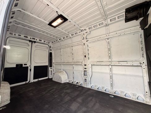 Used 2023 RAM ProMaster 2500 FWD image 25