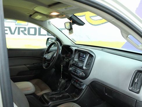 Used 2016 Chevrolet Colorado W/T w/ WT Convenience Package image 8