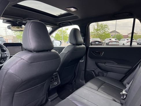 Used 2026 Subaru Outback Premium w/ Premium/Limited Package AWD/4WD image 23