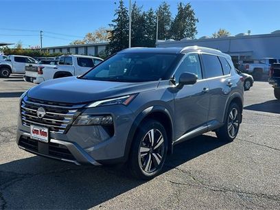 New 2025 Nissan Rogue SL