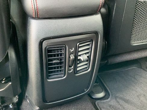 Used 2026 Dodge Durango GT w/ Blacktop Package AWD/4WD image 10