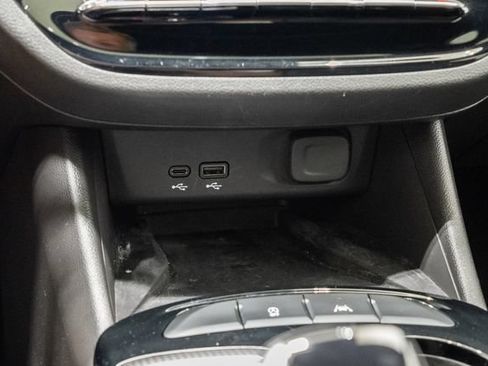 Used 2024 Buick Envista Avenir FWD image 21