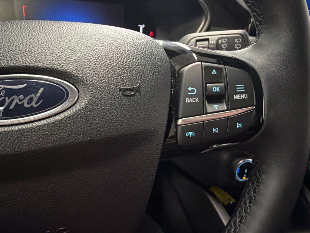 Used 2024 Ford Escape Active AWD/4WD image 21