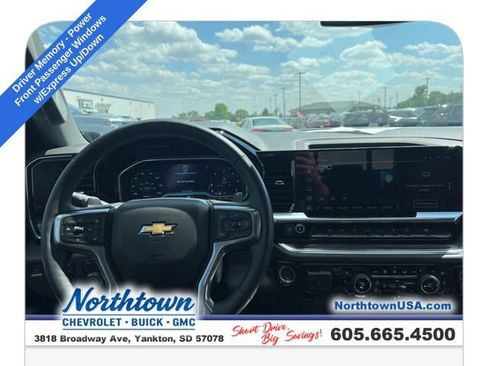 Used 2023 Chevrolet Silverado 1500 LTZ w/ LTZ Premium Package AWD/4WD image 14
