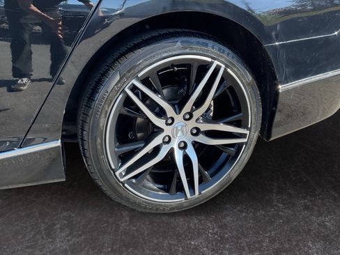 Used 2021 Honda Accord Touring image 9