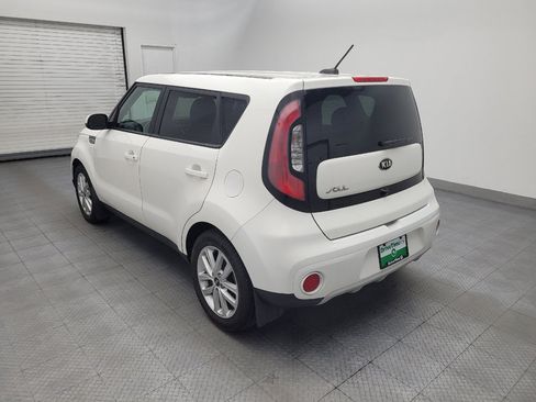Used 2019 Kia Soul + FWD image 5
