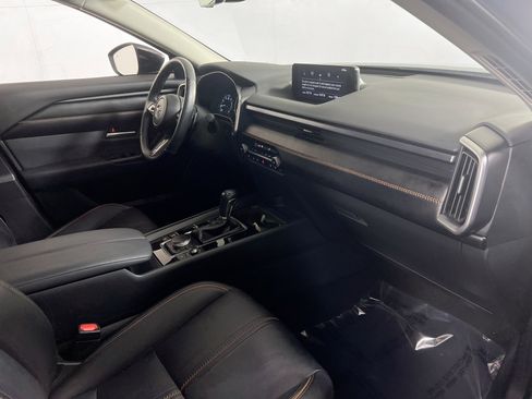 Used 2023 MAZDA CX-50 AWD 2.5 Turbo w/ Premium Pkg image 28