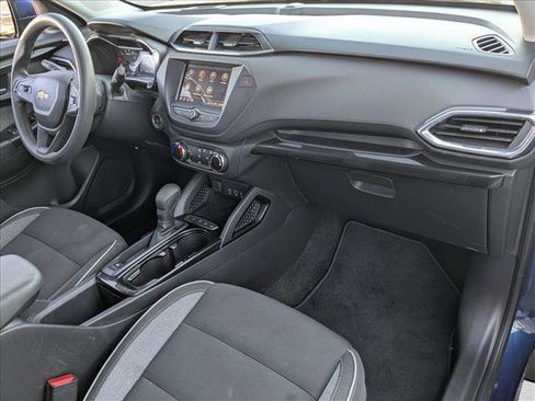 Used 2022 Chevrolet TrailBlazer LT image 22