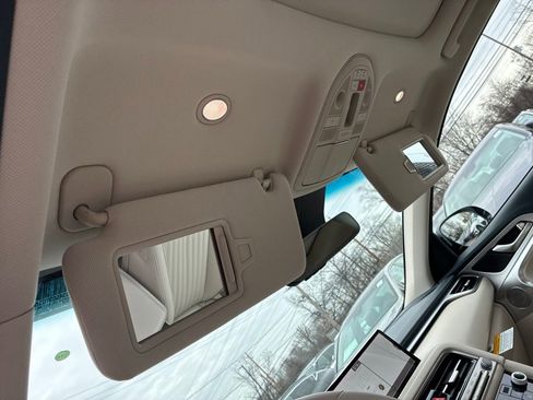 New 2026 Genesis G70 2.5T Prestige image 37