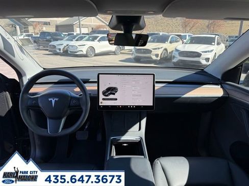 Used 2024 Tesla Model Y Long Range image 27