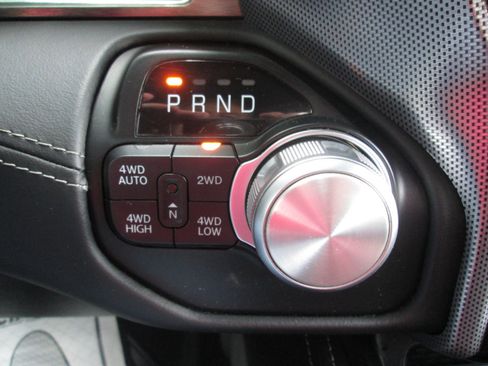 Used 2020 RAM 1500 Limited image 22