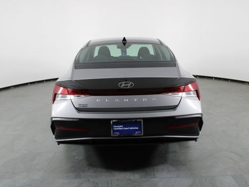 Certified 2024 Hyundai Elantra SEL FWD image 11