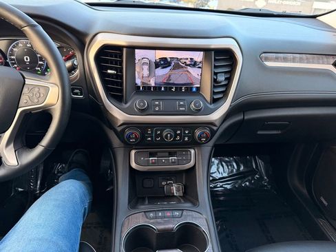 Used 2023 GMC Acadia Denali w/ Denali Technology Package image 22