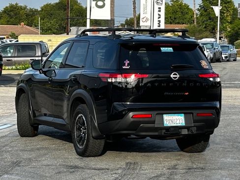 Used 2025 Nissan Pathfinder Rock Creek AWD/4WD image 2