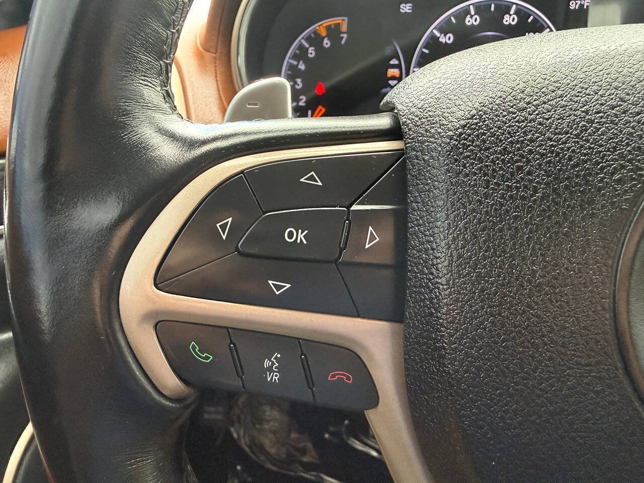 Used 2016 Jeep Grand Cherokee Summit w/ Platinum Series Group AWD/4WD image 35
