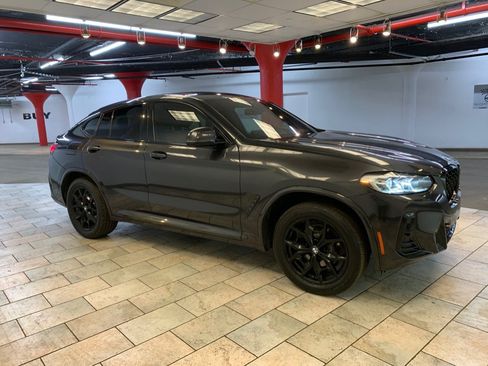 Used 2023 BMW X4 xDrive30i w/ M Sport Package AWD/4WD image 6