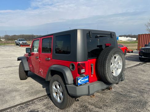 Used 2010 Jeep Wrangler Unlimited Sport image 8