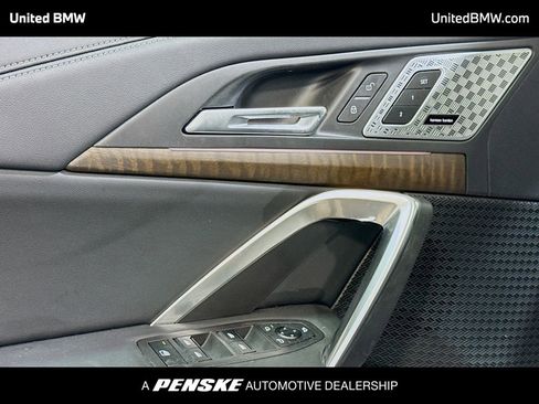 Used 2024 BMW X1 xDrive28i AWD/4WD image 3