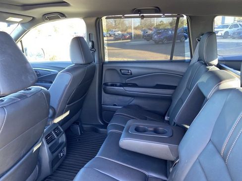 Used 2023 Honda Passport TrailSport image 16