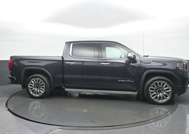 Used 2025 GMC Sierra 1500 Denali Ultimate AWD/4WD image 6