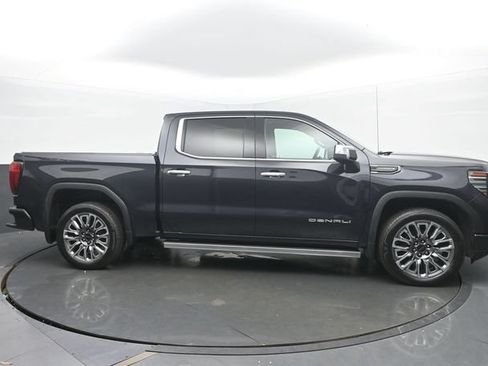 Used 2025 GMC Sierra 1500 Denali Ultimate AWD/4WD image 6