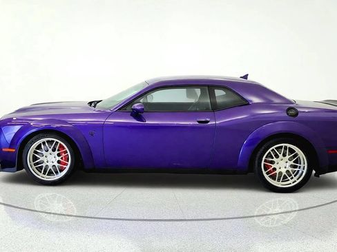 Used 2019 Dodge Challenger SRT Hellcat Redeye RWD image 5