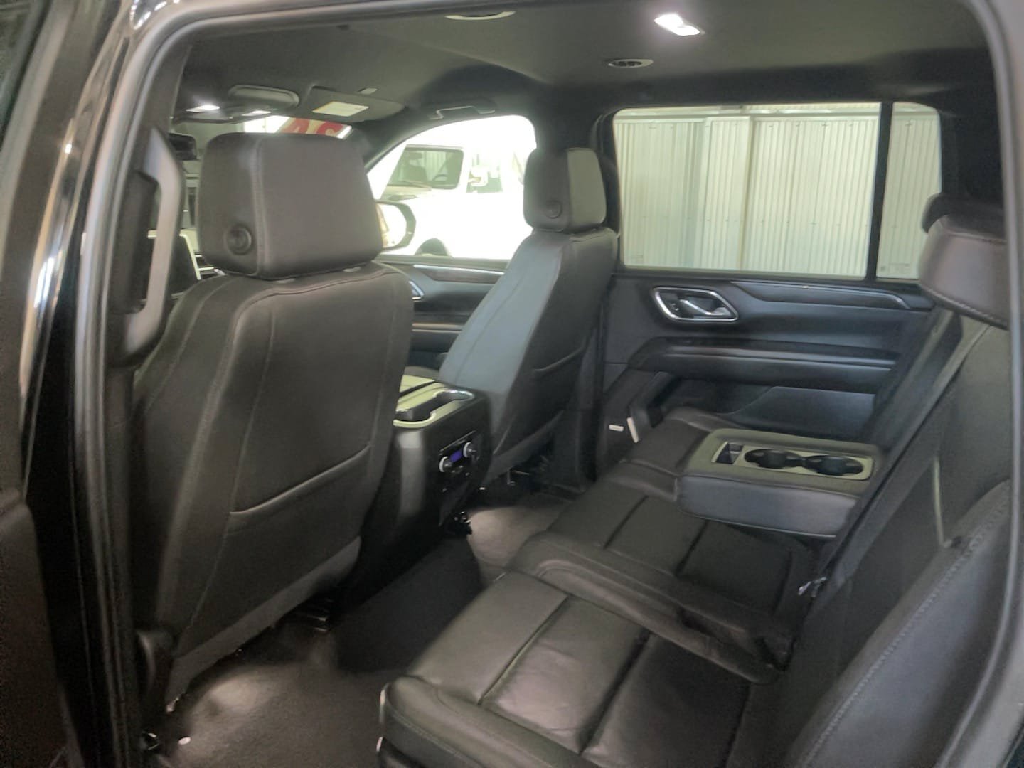 Used 2024 Chevrolet Suburban LT AWD/4WD image 26