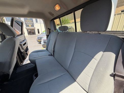 Used 2018 RAM 1500 Classic SLT RWD image 13