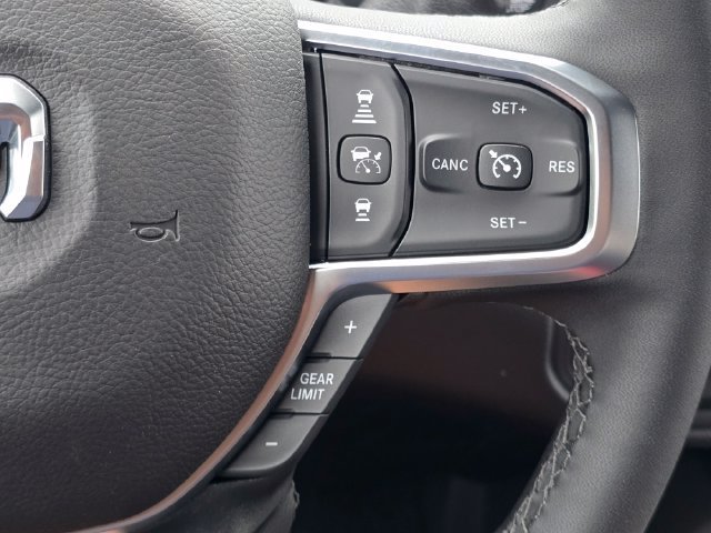 New 2027 RAM 3500 Big Horn AWD/4WD image 21