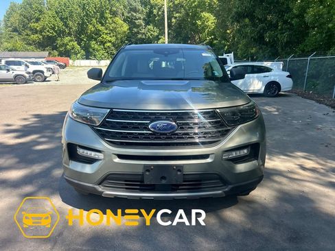 Used 2020 Ford Explorer XLT w/ Equipment Group 202A AWD/4WD image 1