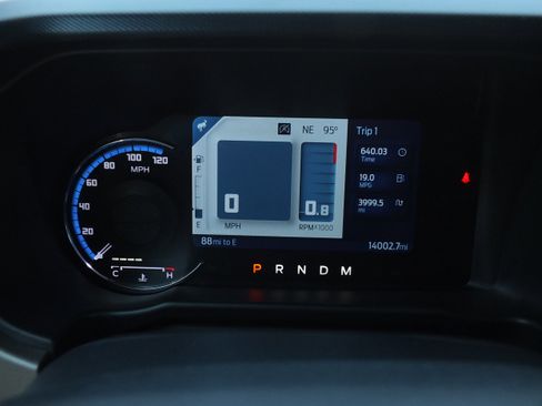 Used 2022 Ford Bronco Outer Banks AWD/4WD image 18