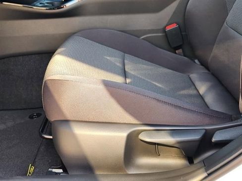 New 2026 Toyota Prius LE FWD image 18