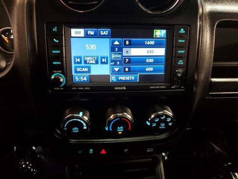 Used 2011 Jeep Patriot 70th Anniversary w/ Sun/Sound Group AWD/4WD image 18
