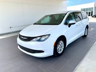 Used 2023 Chrysler Voyager LX video 1