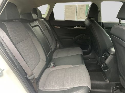 Used 2024 Kia Seltos S AWD/4WD image 14