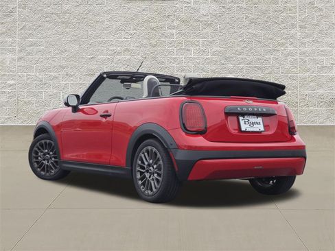 Used 2025 MINI Cooper S FWD image 5