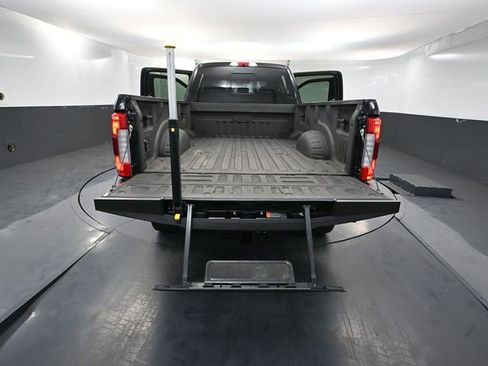 Used 2017 Ford F350 Lariat w/ Lariat Ultimate Package image 43