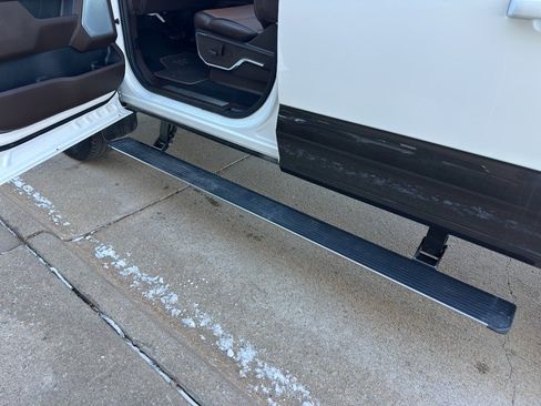 Used 2024 Ford F350 King Ranch image 18