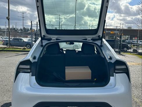 New 2026 Toyota Prius Plug-In Hybrid image 25