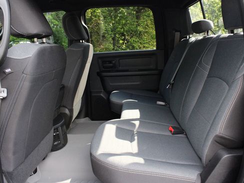 Used 2022 RAM 2500 Tradesman AWD/4WD image 22