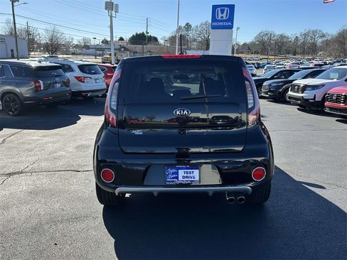Used 2018 Kia Soul ! image 24