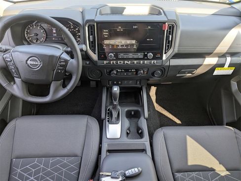 New 2026 Nissan Frontier SV w/ SV Convenience Package image 17