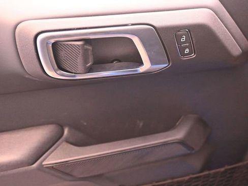 Used 2025 Ford Bronco Badlands AWD/4WD image 13
