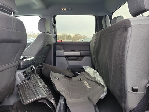 Used 2025 Ford F150 XLT w/ Equipment Group 301A Standard image 11