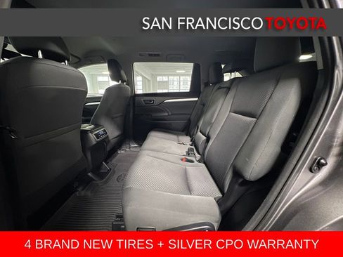 Certified 2017 Toyota Highlander LE image 15
