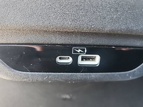 Certified 2022 Chrysler Pacifica Touring-L FWD image 26
